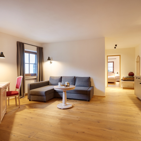 Wohnraum mit Küche – Appartement 105